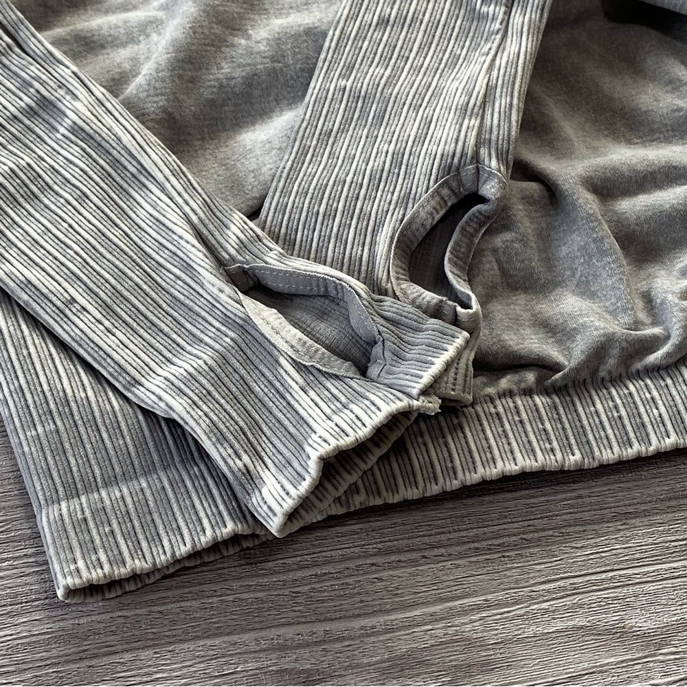 NEW FP Movement Good Karma Hi-Neck Layer Top in Ice Grey Size XS/S - Picture 6 of 16